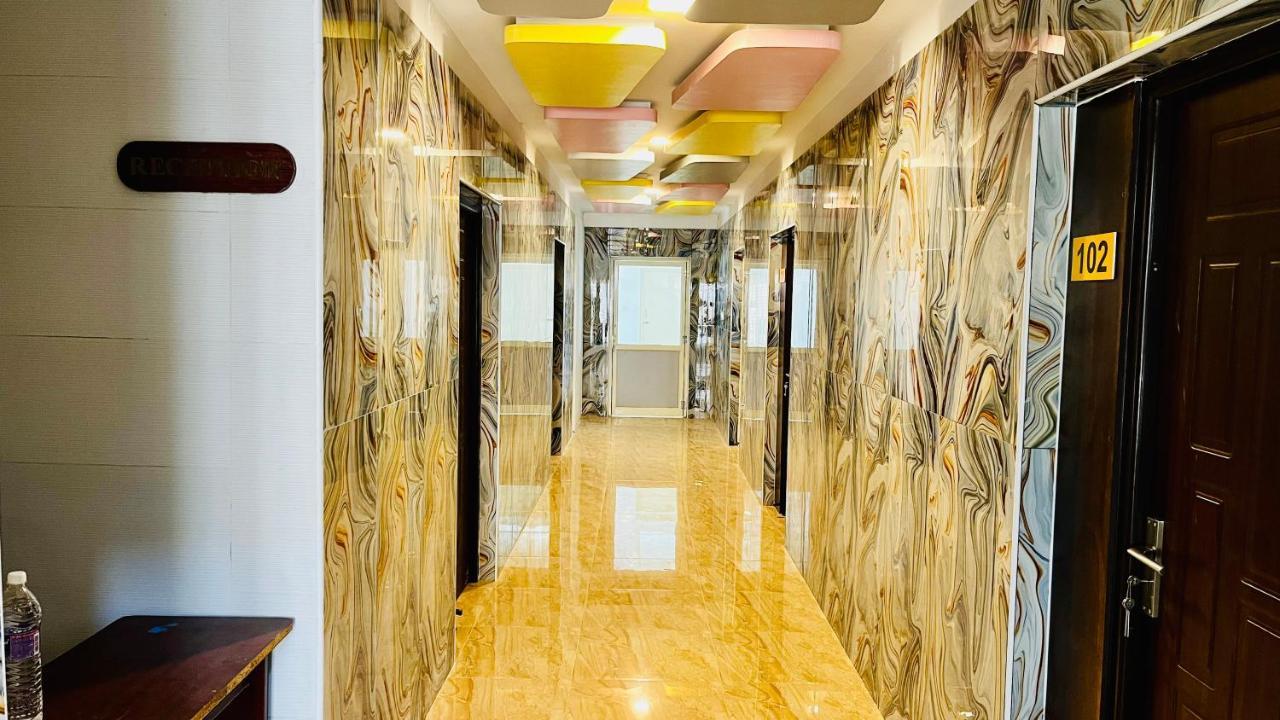 Hotel Star Nivas, Srirangam Tiruchirappalli ภายนอก รูปภาพ